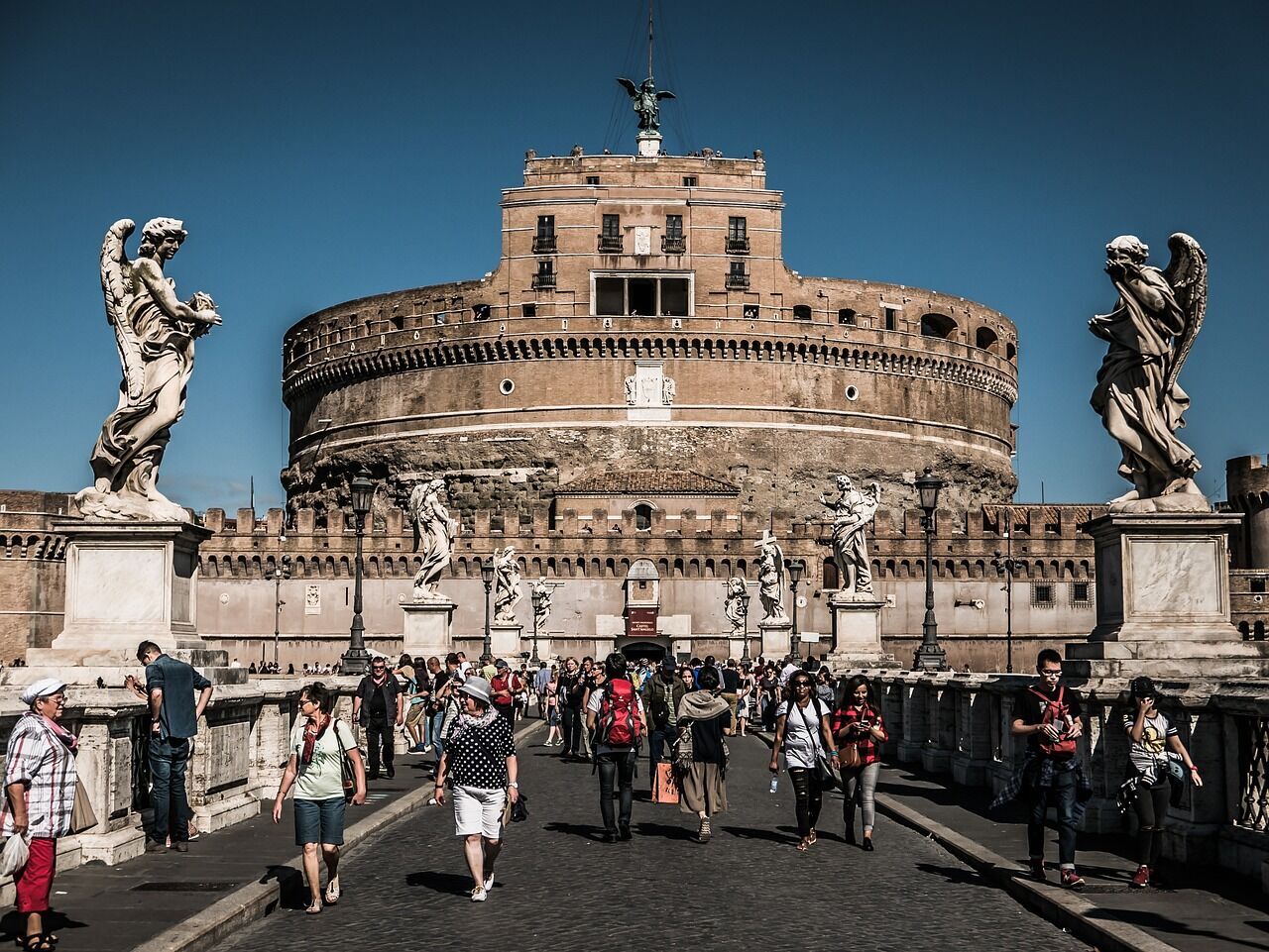 These 6 things annoy Italians: how tourists offend locals
