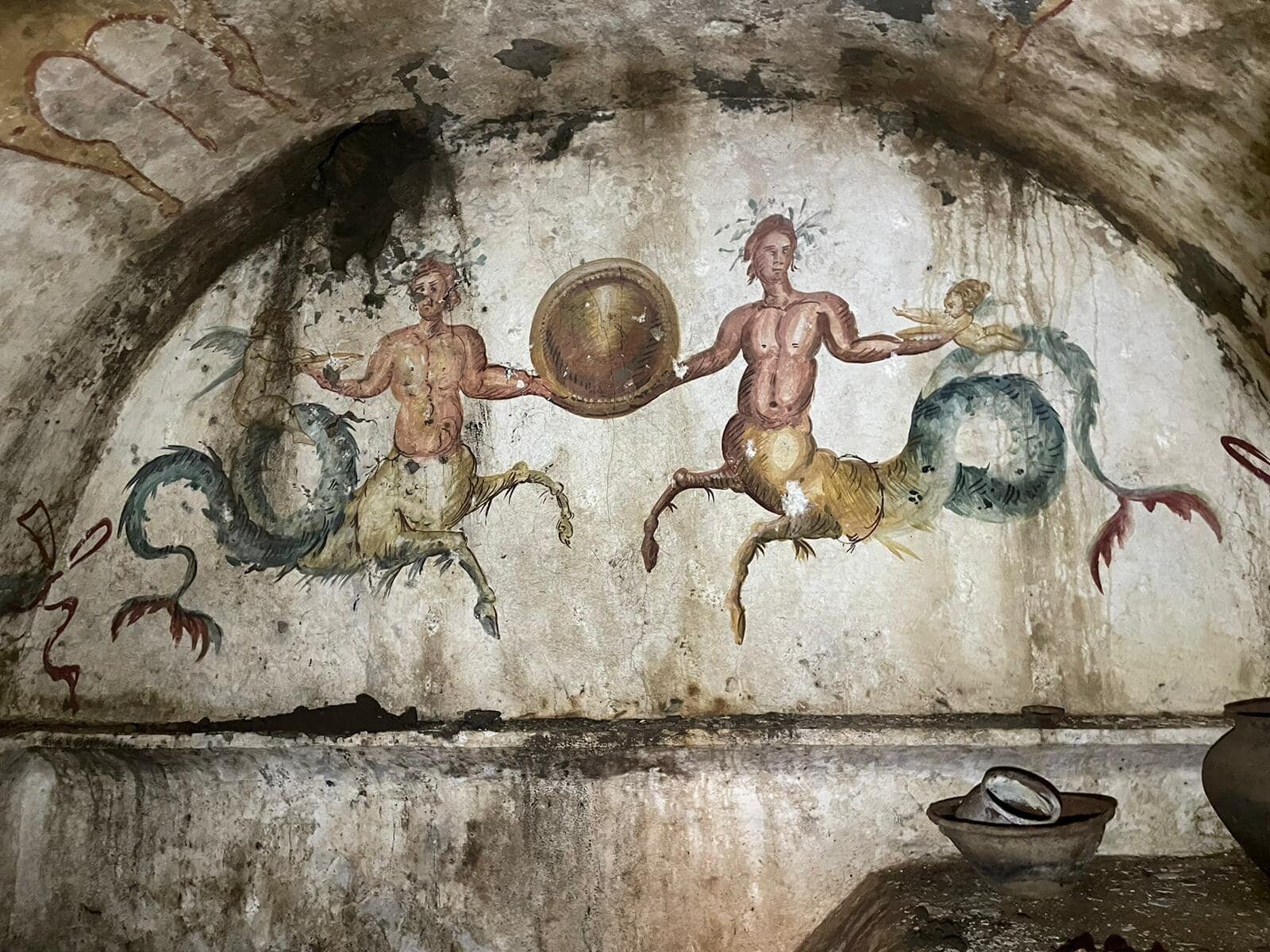 2000-year-old tomb of Cerberus discovered in Italy: photo