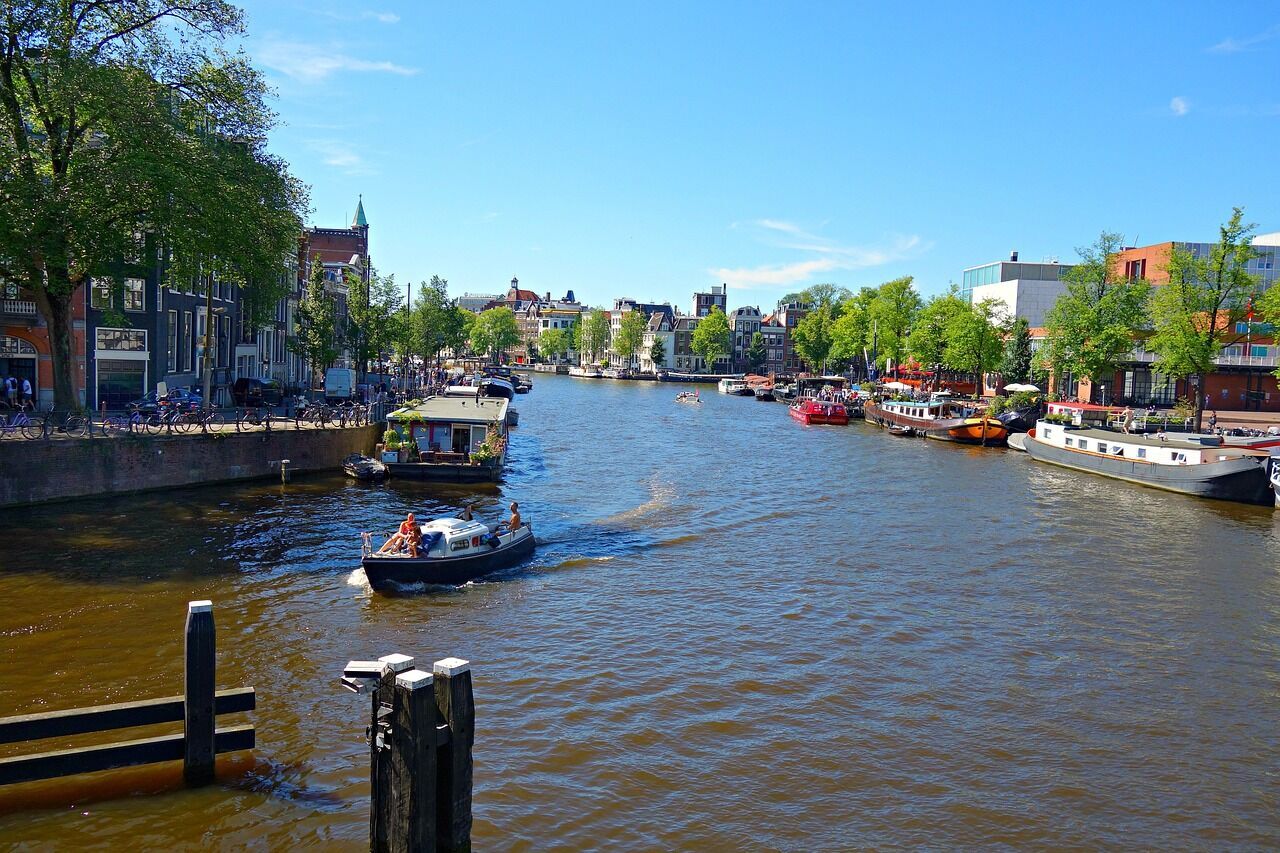 Airbnb in Amsterdam, Netherlands: the best rental offers in the capital