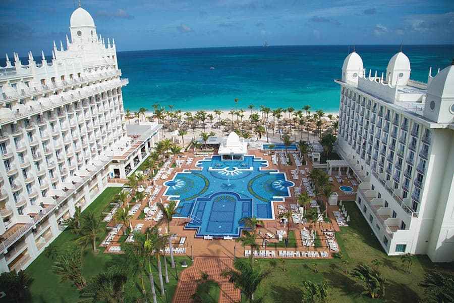 Top 10 best all inclusive resorts in Aruba. Large list of included services and entertainment