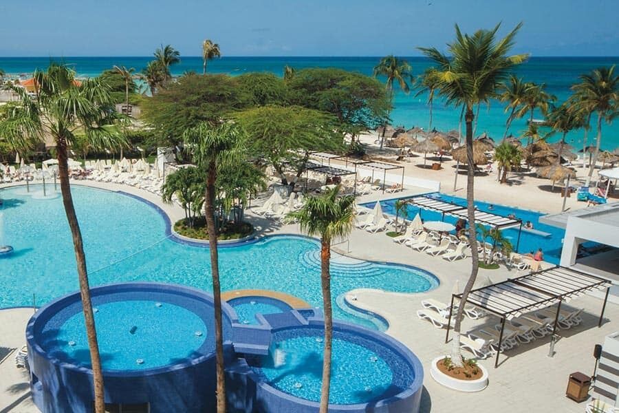 Top 10 best all inclusive resorts in Aruba. Large list of included services and entertainment