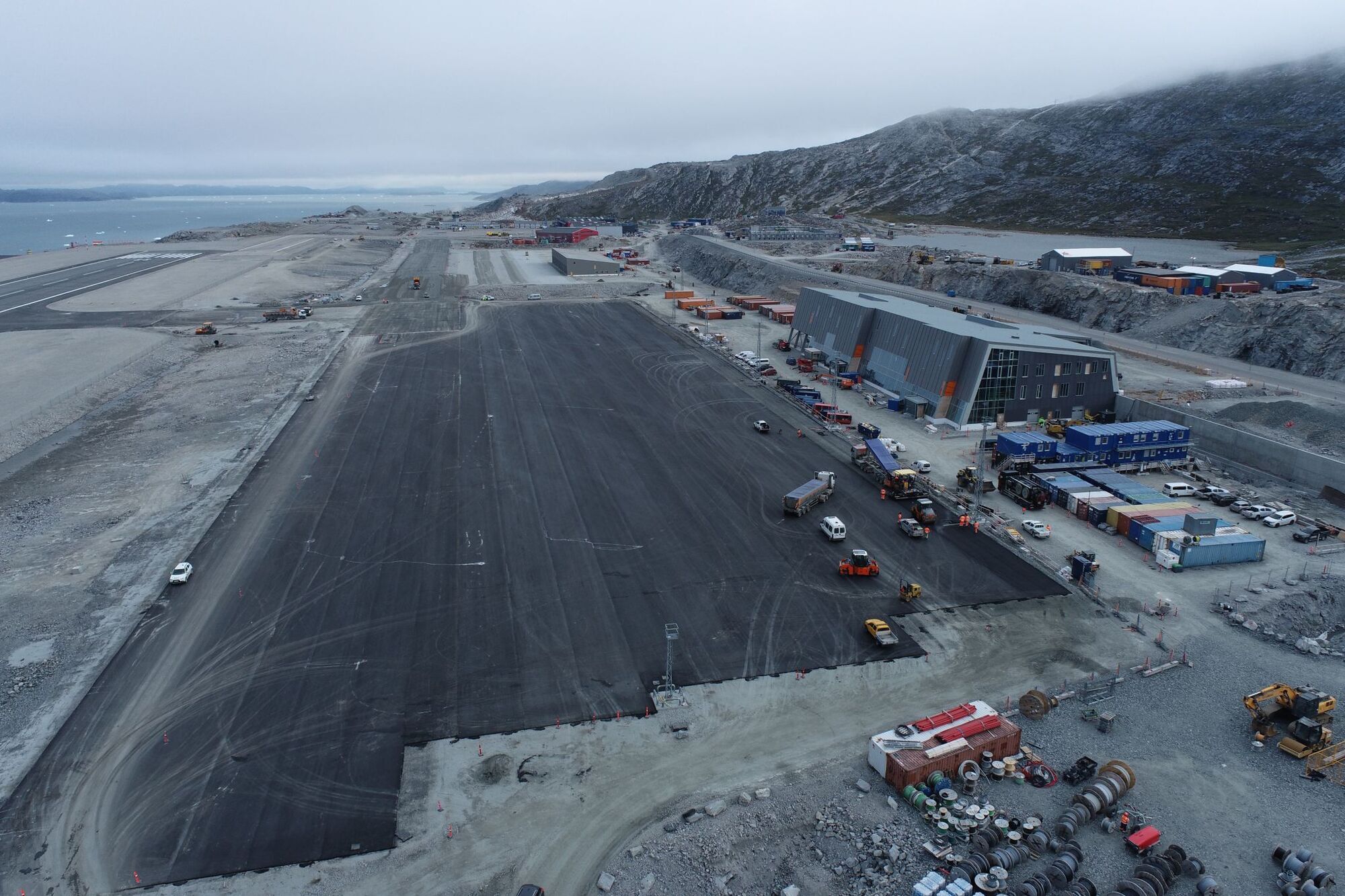 The opening date of the new airport in the capital of Greenland has been announced