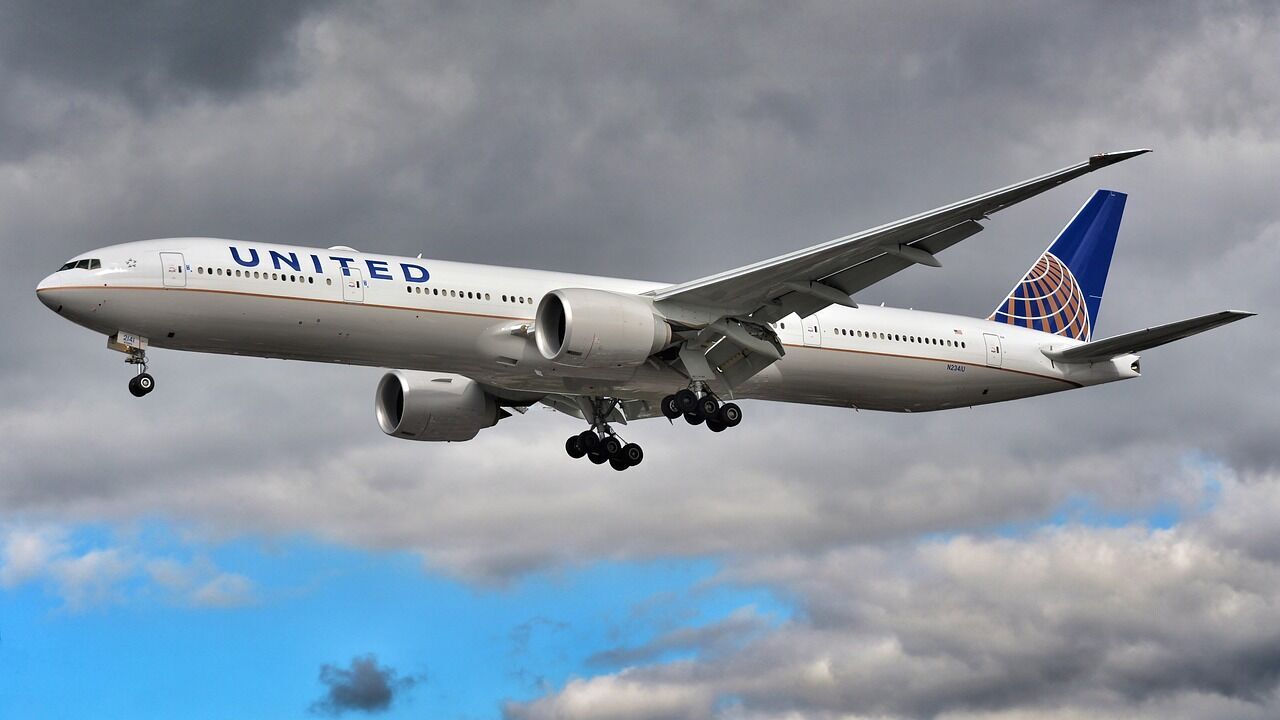 United Airlines will suspend flights on a popular destination in 2024