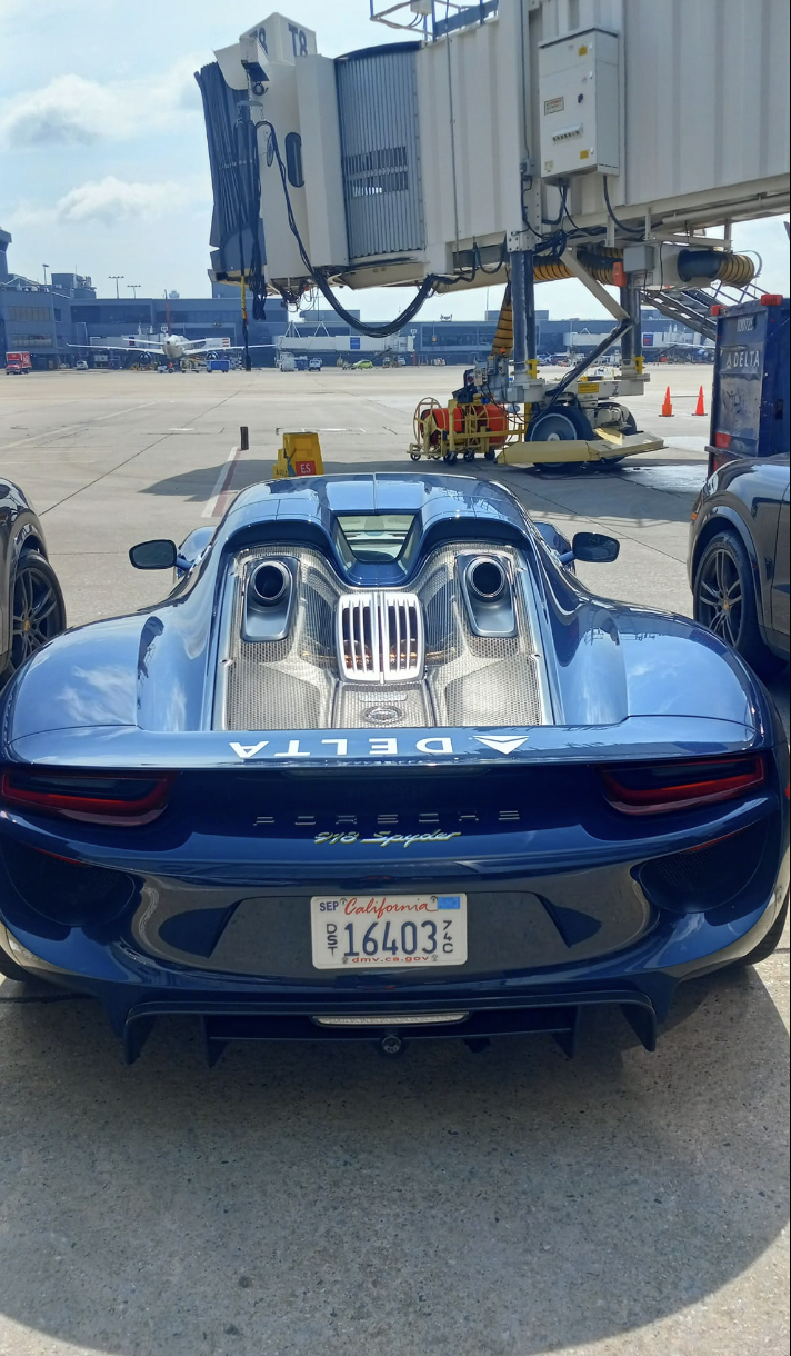 Delta Airlines took selected passengers for a ride in a Porsche 918 Spyder hypercar. Photo