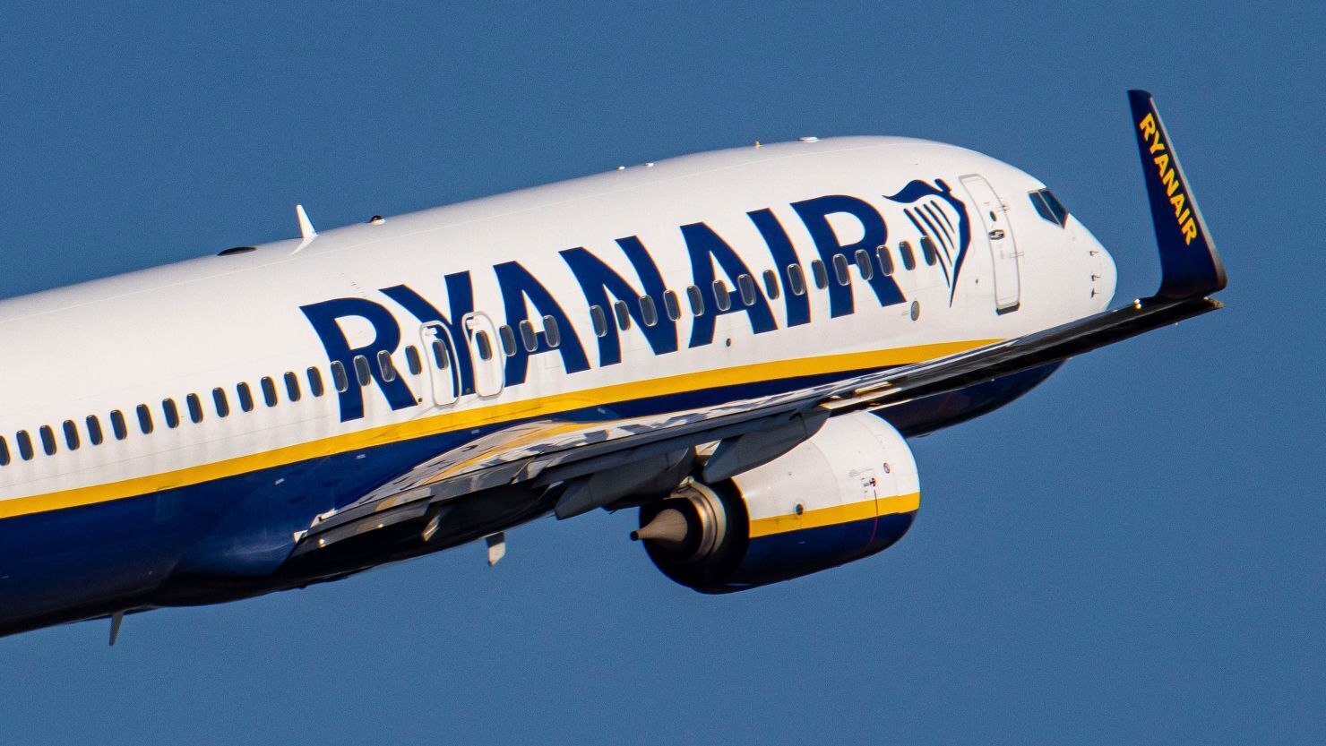 Ryanair plans to launch 14 new flights