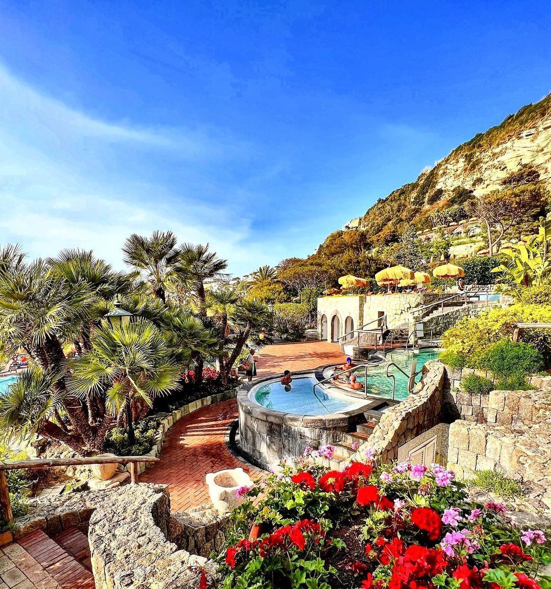 Top 9 resorts with spas in Ischia. Recommendations for treatments and therapies with thermal waters
