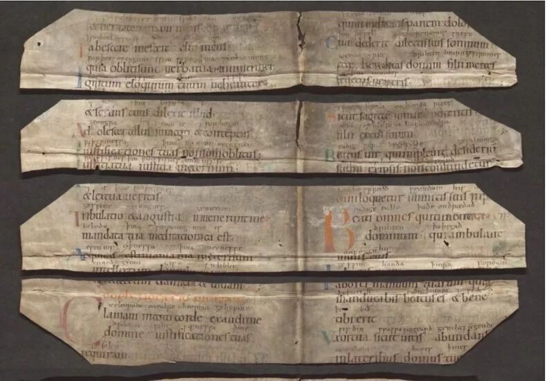 Scientists found lost book of psalms of refugee princess after 1000 years