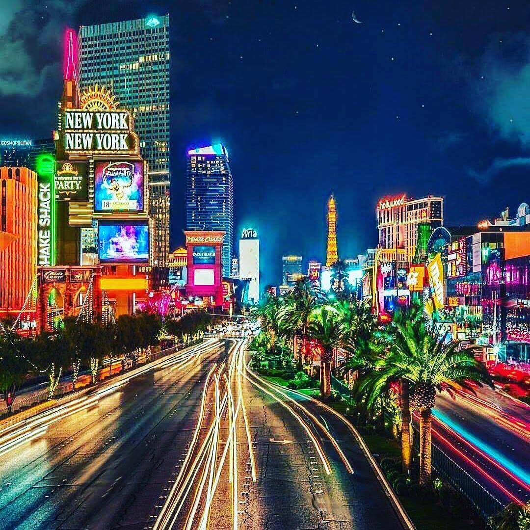 When is the best time to go to Las Vegas: the cheapest day and month for tourists
