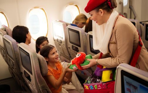 Should you tip flight attendants: expert advice
