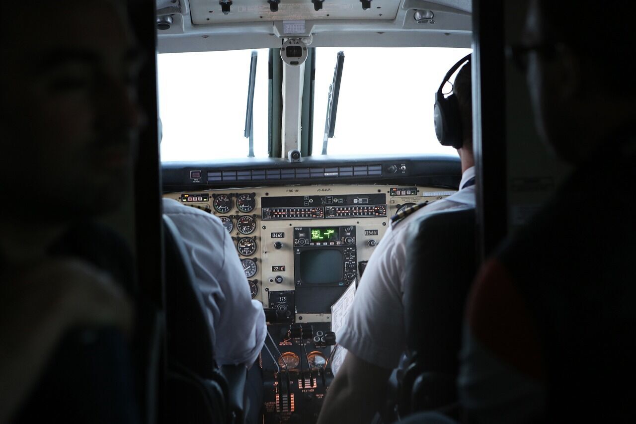 How to overcome the fear of flying: 3 tips from pilots to help calm nerves