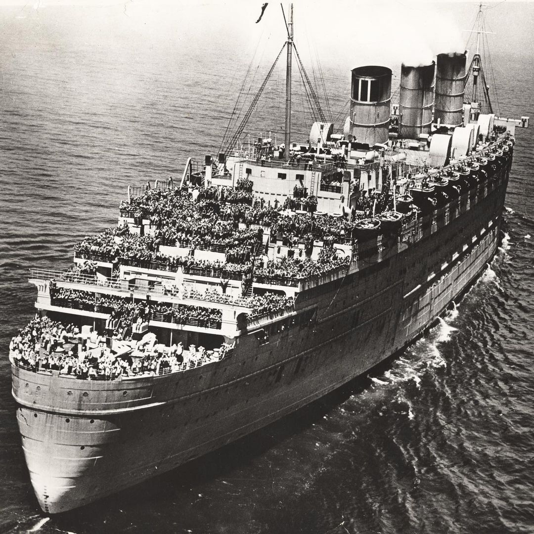 Mystical haunted hotel in America. Stop at the ship "Queen Mary," California state