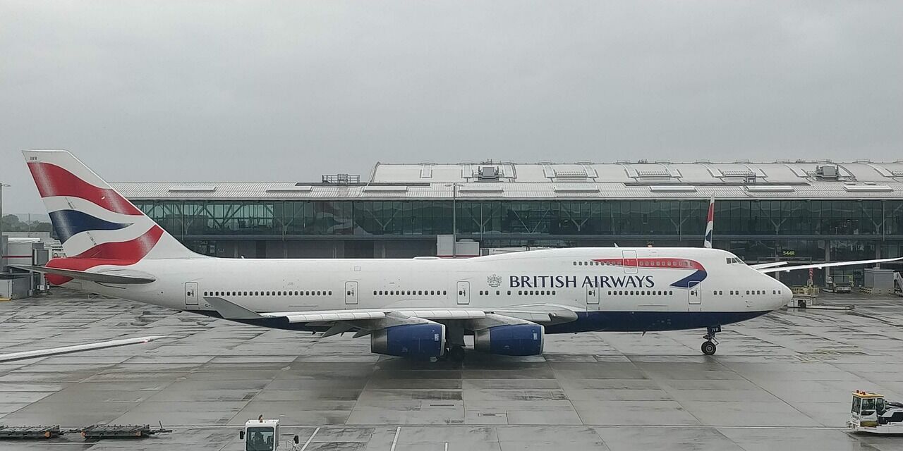 British Airways plane makes emergency landing in France: witness reports smoke in cockpit