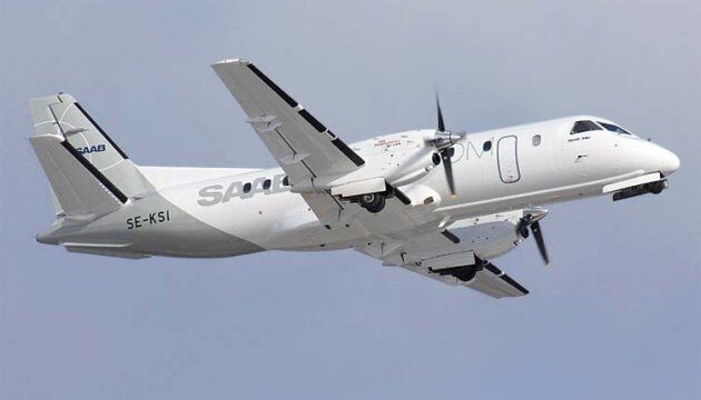 Small passenger plane crashes in Australia, with people on board miraculously surviving