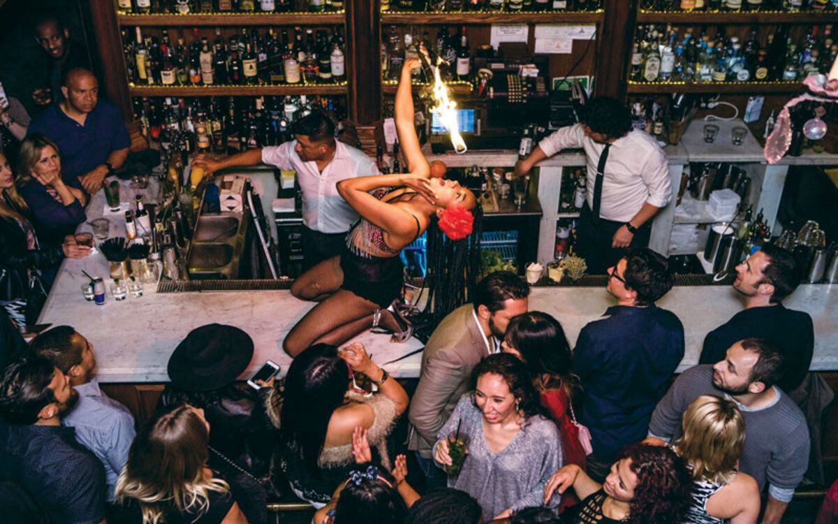 Top 20 Bars in Los Angeles for Singles Looking to Mingle