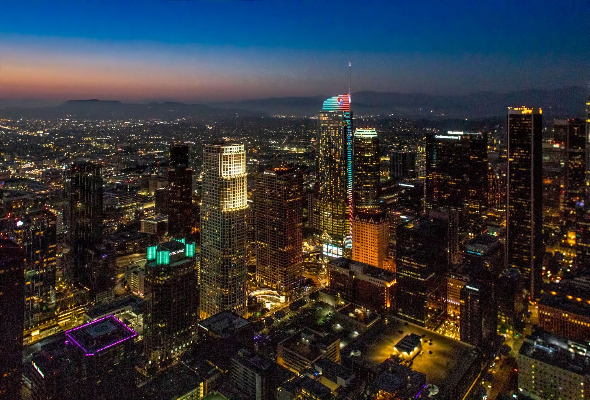 Top Scenic Viewpoints in Los Angeles Accessible by Car or Public Transport