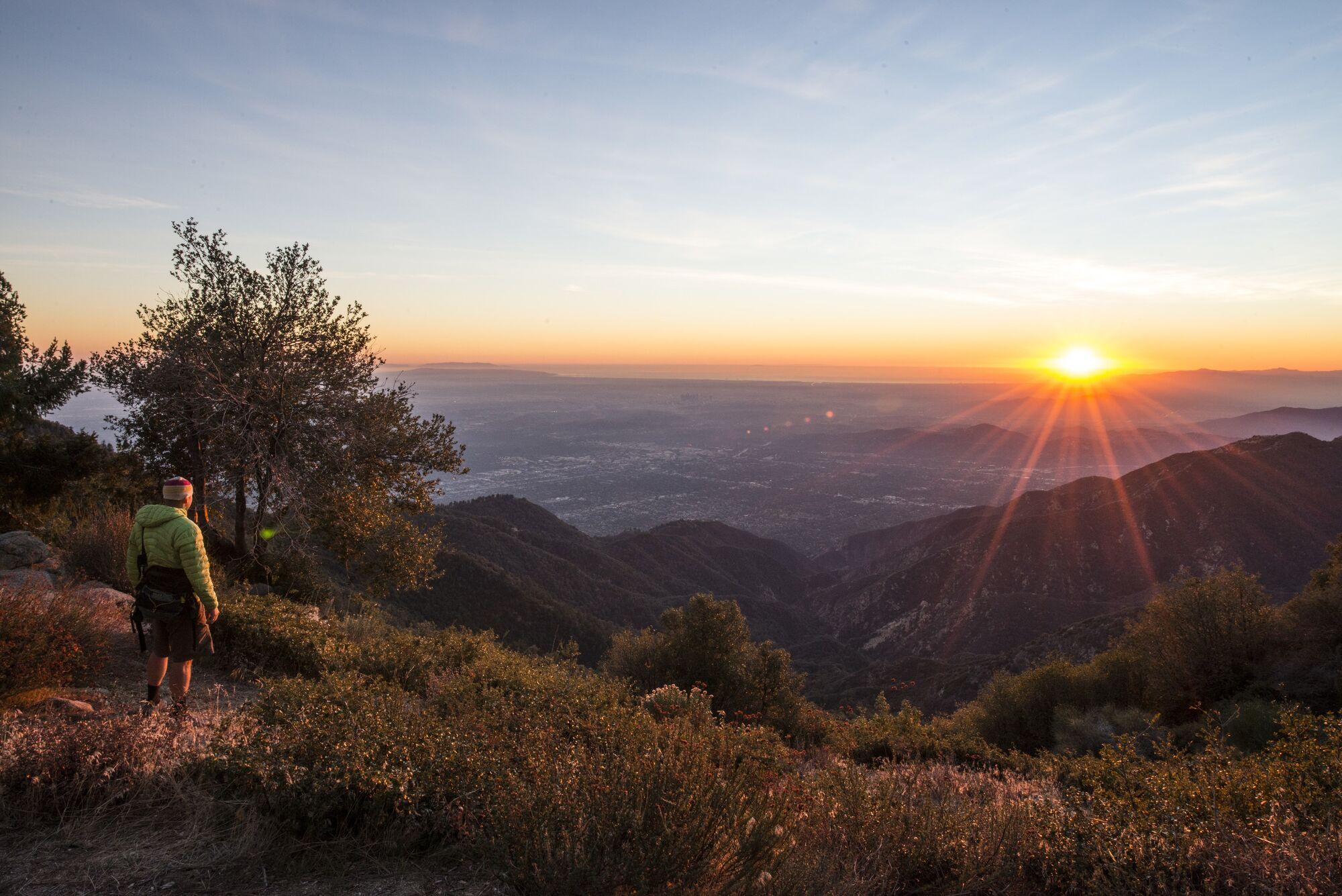 Top Scenic Viewpoints in Los Angeles Accessible by Car or Public Transport