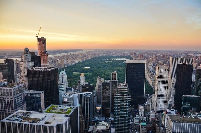 Hotels in New York overlooking Rockefeller Centre