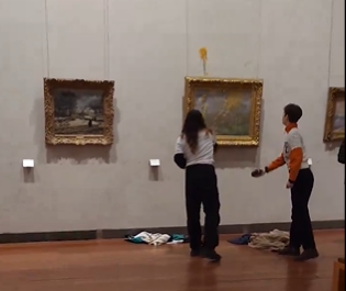 In Lyon, environmental activists splashed soup on Claude Monet's painting "Spring"