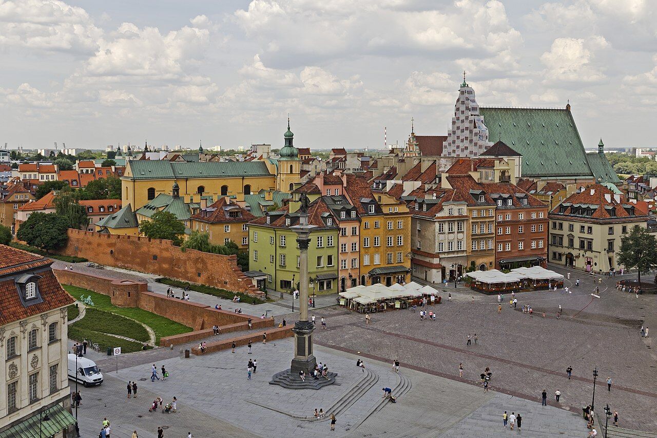 Warsaw is Poland's new cultural centre that lures world travellers en masse