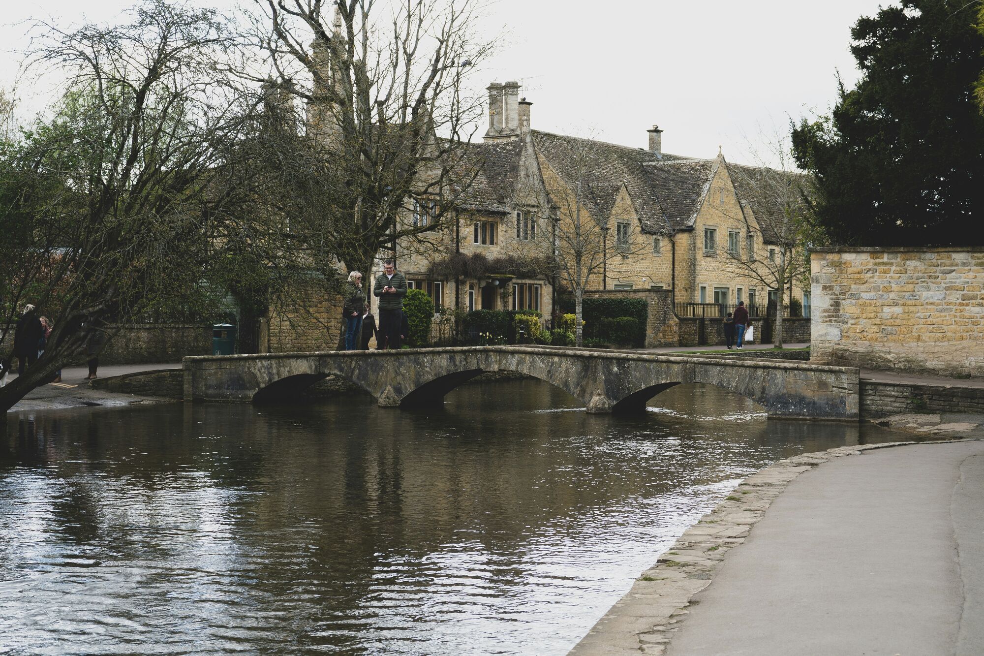 Venice of the Cotswolds: what hides one of the most romantic places in Great Britain, where couples are advised to visit