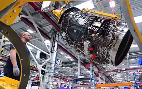 The USA and Europe are testing the most advanced aircraft engines in the world. Video