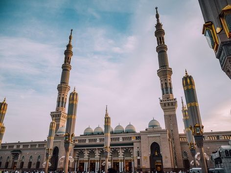 Saudi Arabia makes visa more affordable for pilgrims: What has changed