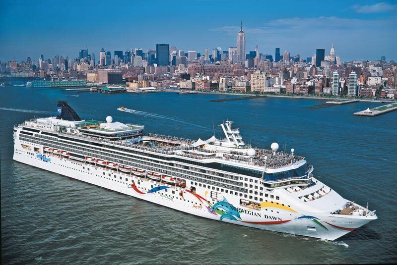 Norwegian cruise quarantined: passengers are not allowed to leave the ship