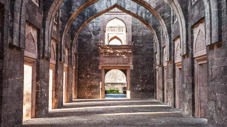 Secrets of India: what secret does Mandu Fort keep and why you should go there
