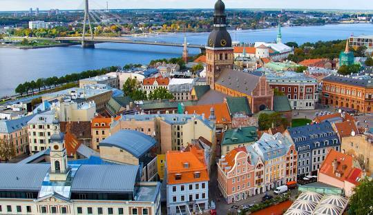 Latvia extends restrictions on the entry of Russian citizens