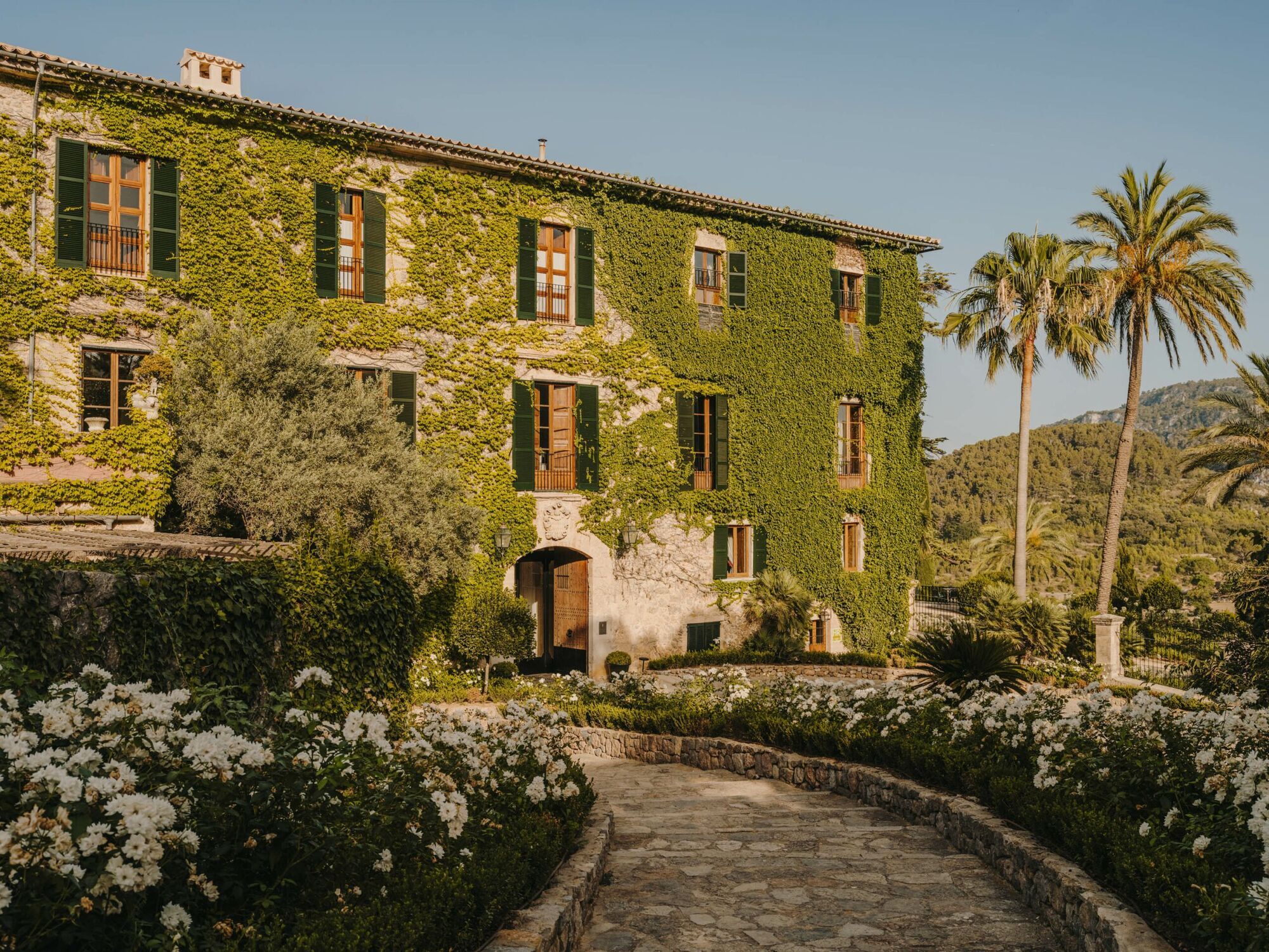 Family hotels in Mallorca: top 10 first-class places in the Balearic Islands