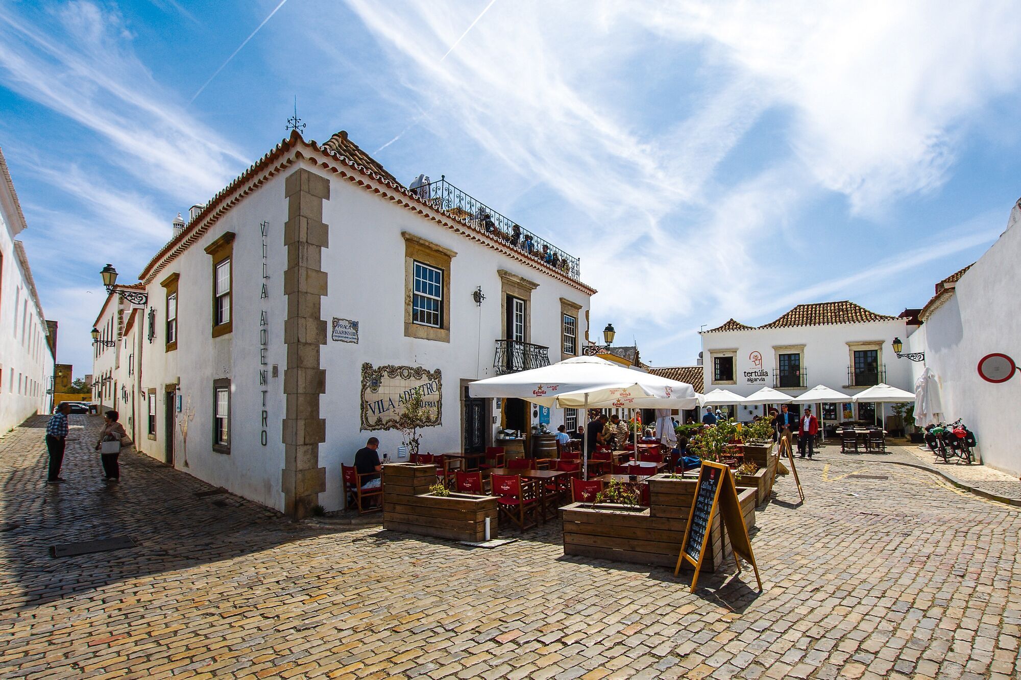 Affordable relaxation in March: what awaits travelers in Faro