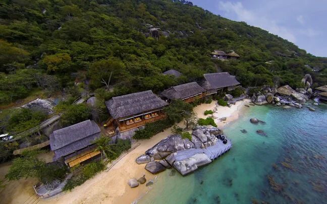 The world's best eco-focused beach resorts. Vacation spots near the water that take care of flora and fauna