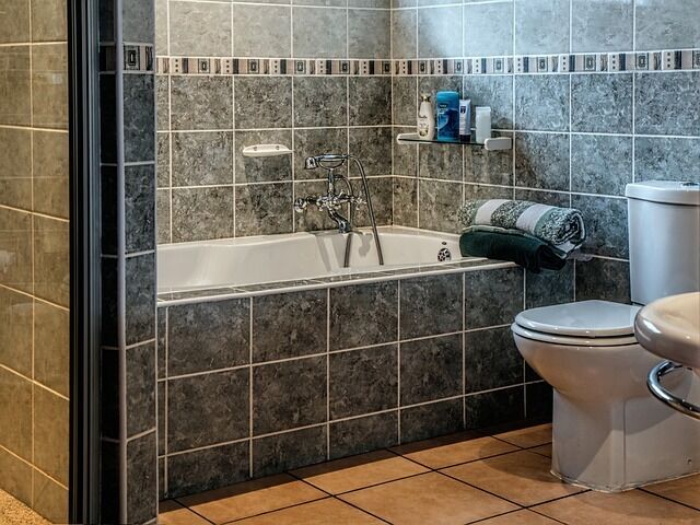 Comfortable bathrooms in Big Sur hotels