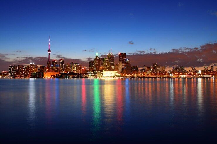 What to do in nighttime Toronto: 5 amazing things