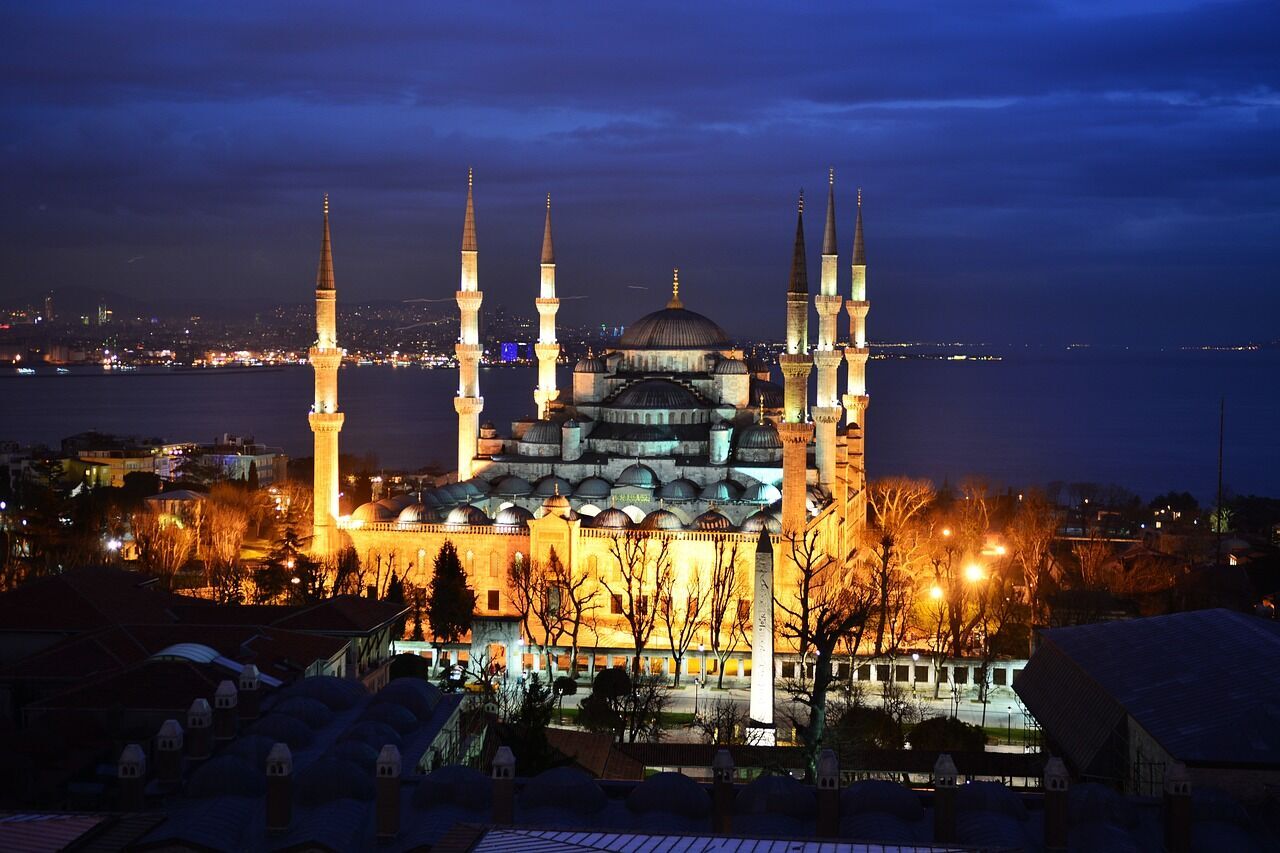 Weather, prices, cultural events and entertainment: how to choose the best time to visit Istanbul