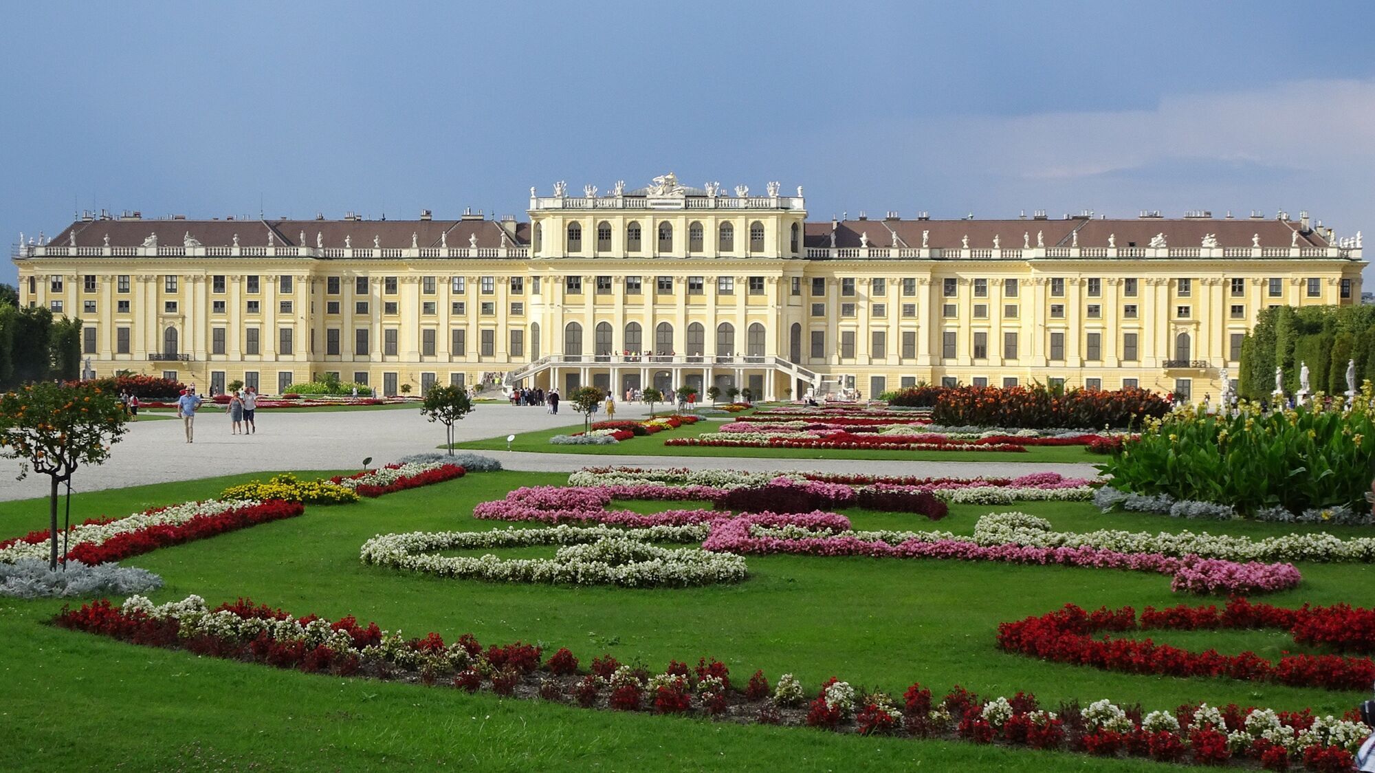 Traveling to Austria: 10 reasons to visit Vienna in 2024