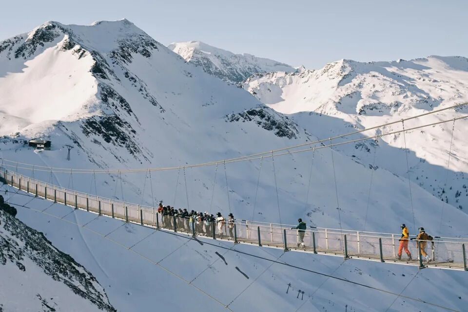 A ski resort where skiing is not obligatory