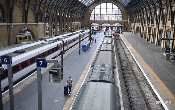 In Britain, 16 railway companies have announced strikes: when it will happen