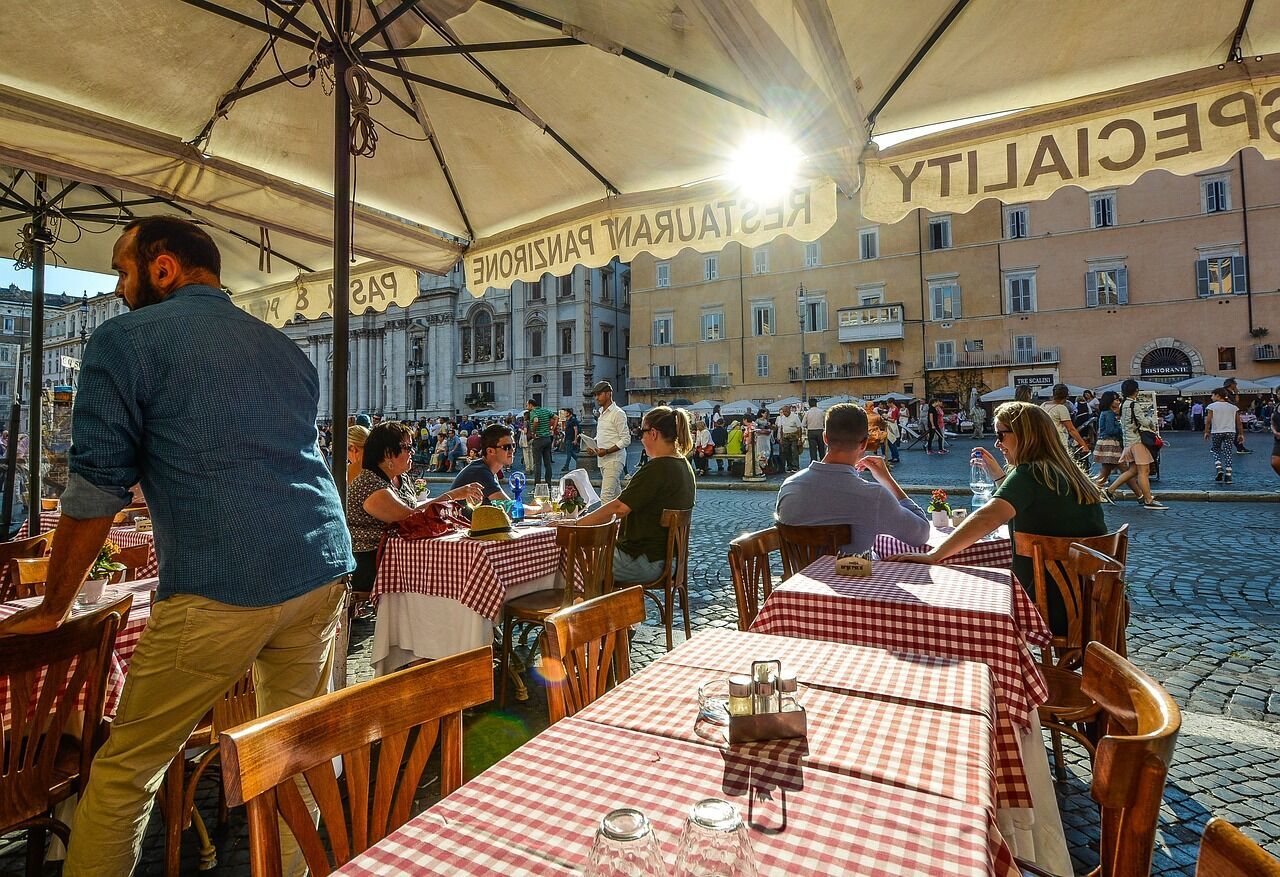 Top 8 Rome neighborhoods: cool hotels, restaurants and attractions in the Eternal City