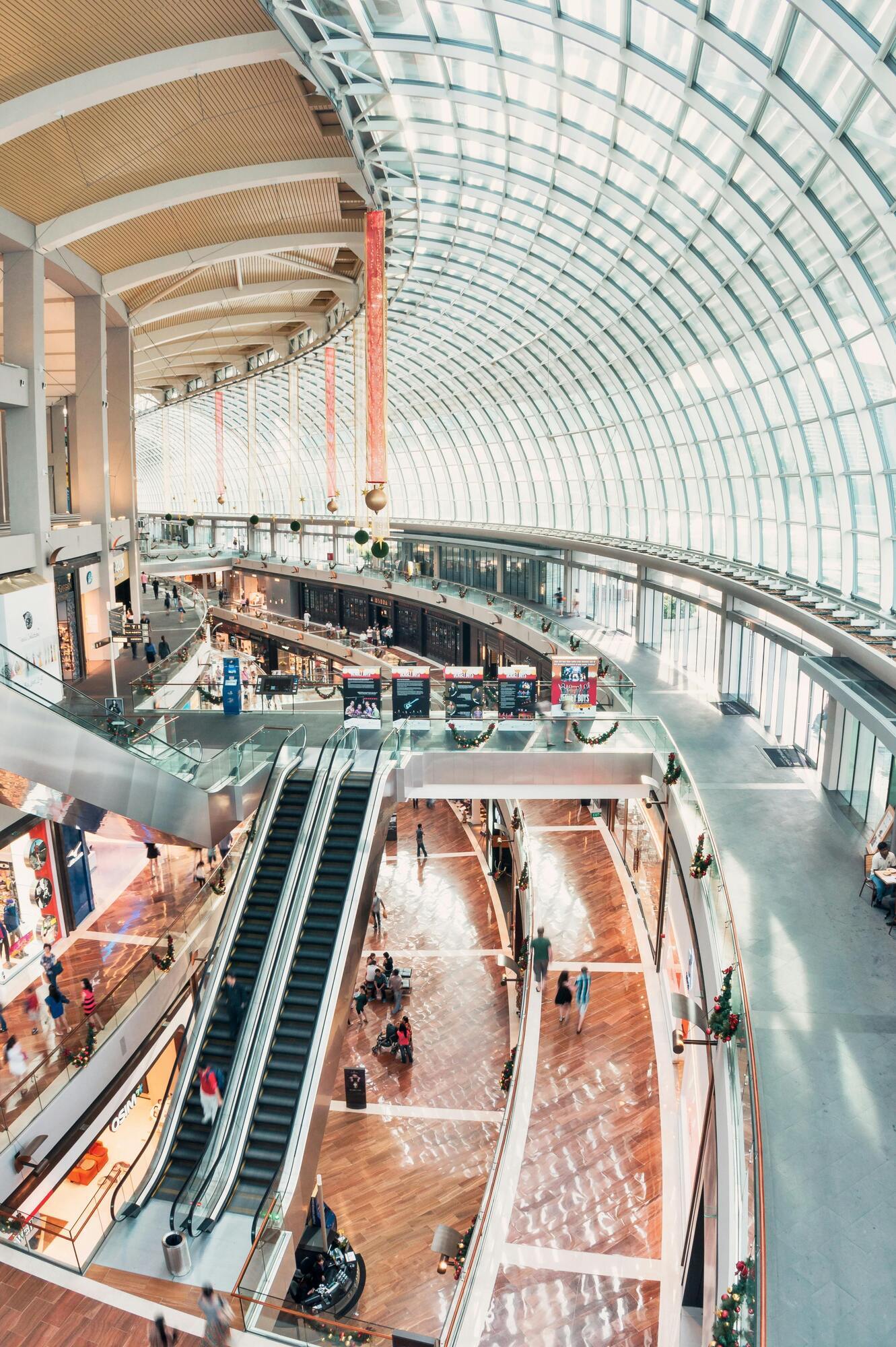 Top 11 U.S. malls: chic places for cool shopping and family adventures