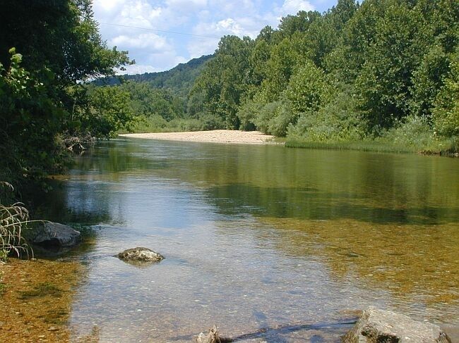 The 10 best rafting trips in Missouri with beautiful views, clear waters and plenty of waterfront amenities to refresh yourself and enjoy the hot summer weather