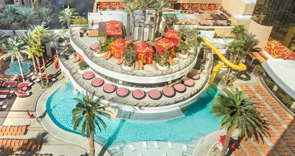 Top 9 cheap hotels in Las Vegas: from the iconic "pyramid" with amazing shows and casinos to tranquil lakeside oases with pools and spas