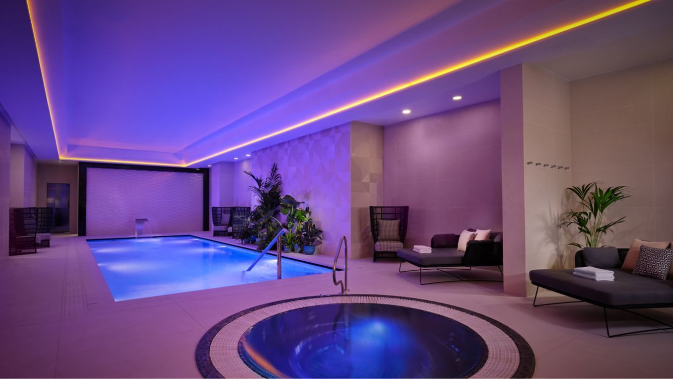 Top 10 London hotels with hot tubs: from bubbling outdoor oases to sophisticated spas with wellness pools