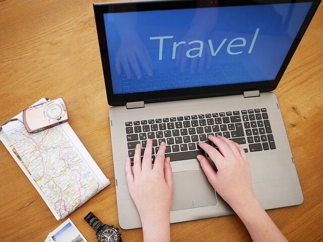 Online services for favorable airline ticket booking