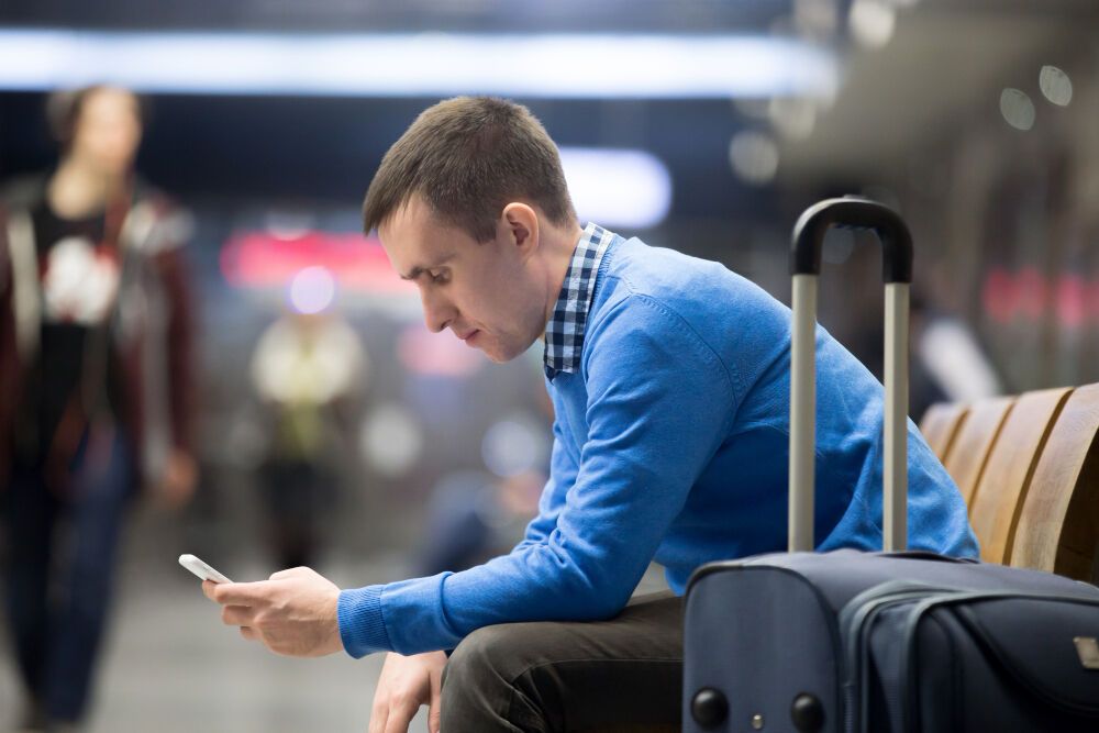 If the flight was delayed for 2 hours: whether you can get compensation, what benefits airlines provide and what to do at the airport