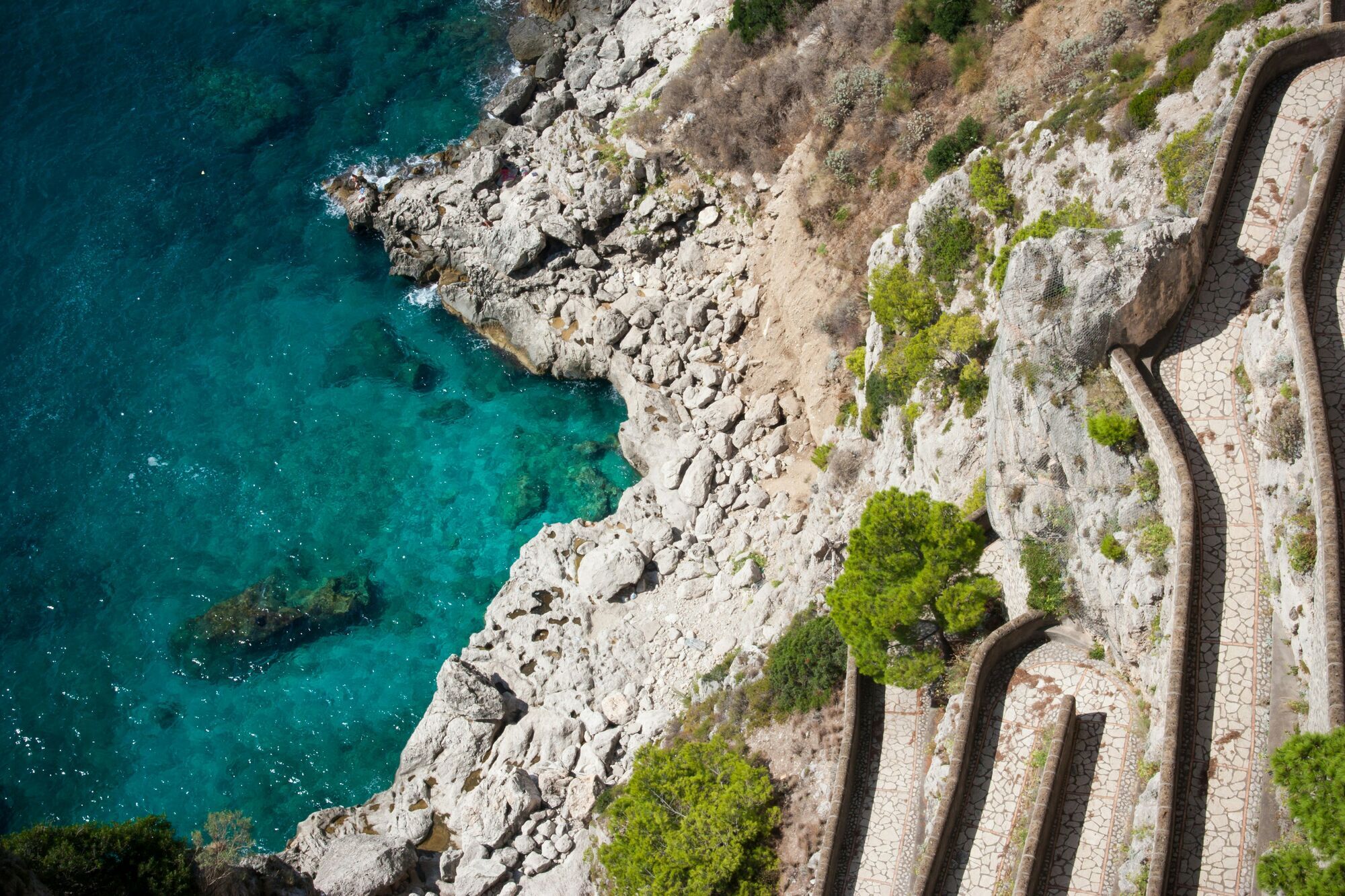 Capri Top Spots: Must-Visit Attractions and Hidden Gems 