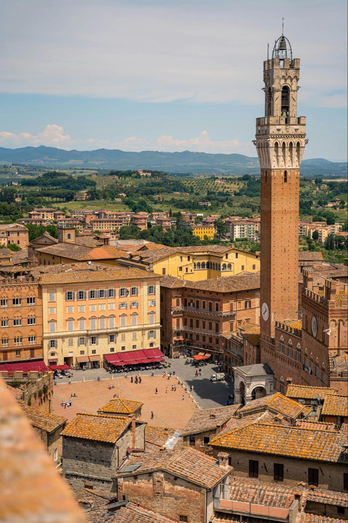 Torre del Mangia tower overlooking Siena’s historic centre