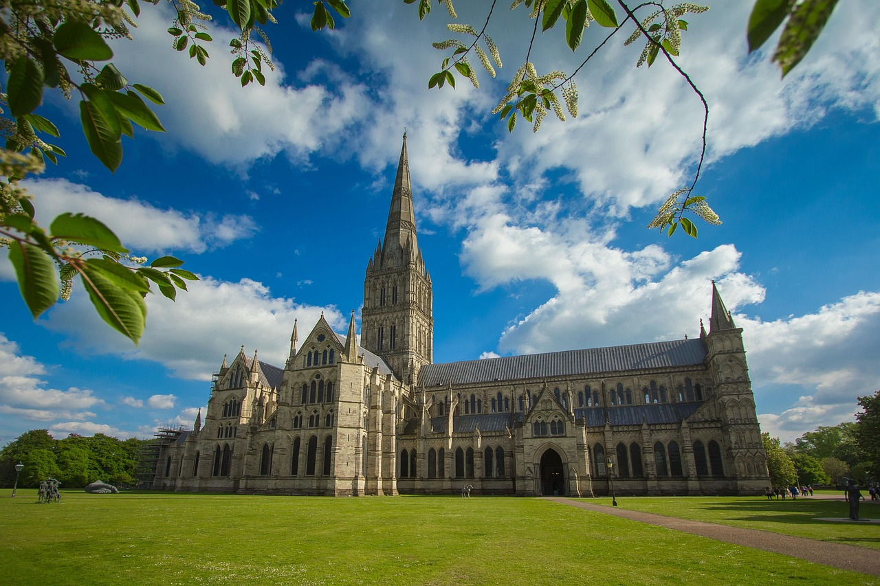Salisbury Cathedral in Wiltshire under a blue sky