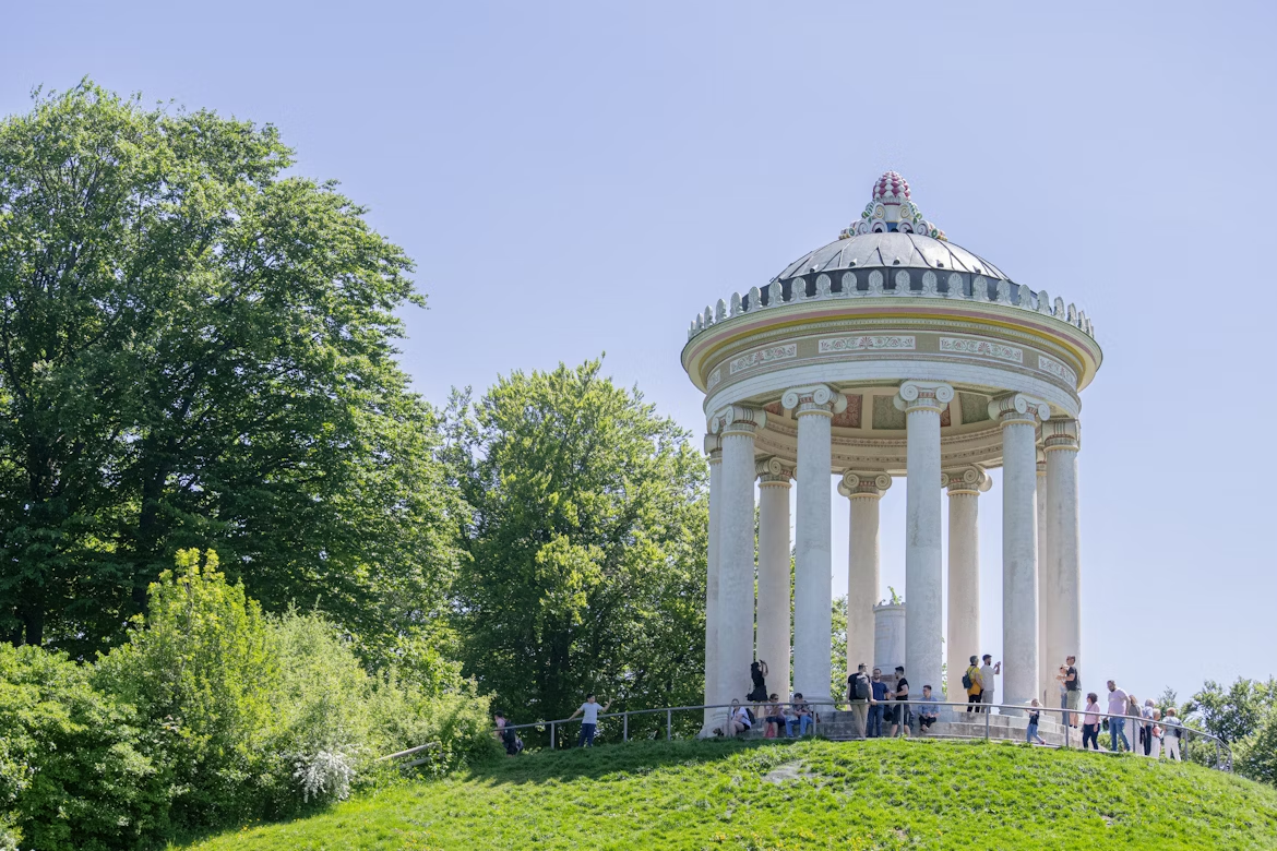 People gathering around the Monopteros in the English Garden, Munich