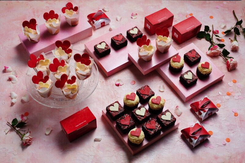 Valentine’s themed desserts prepared for Emirates flights and lounges